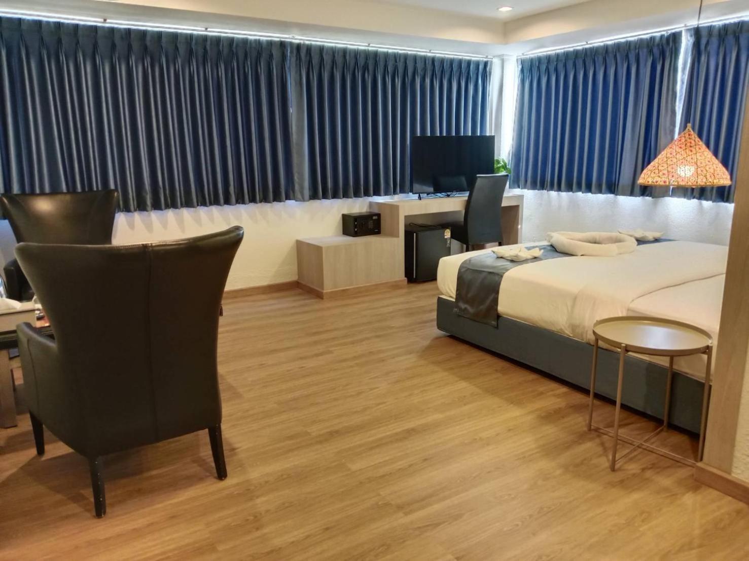 Eastique Hotel Koh Chang Trat Esterno foto